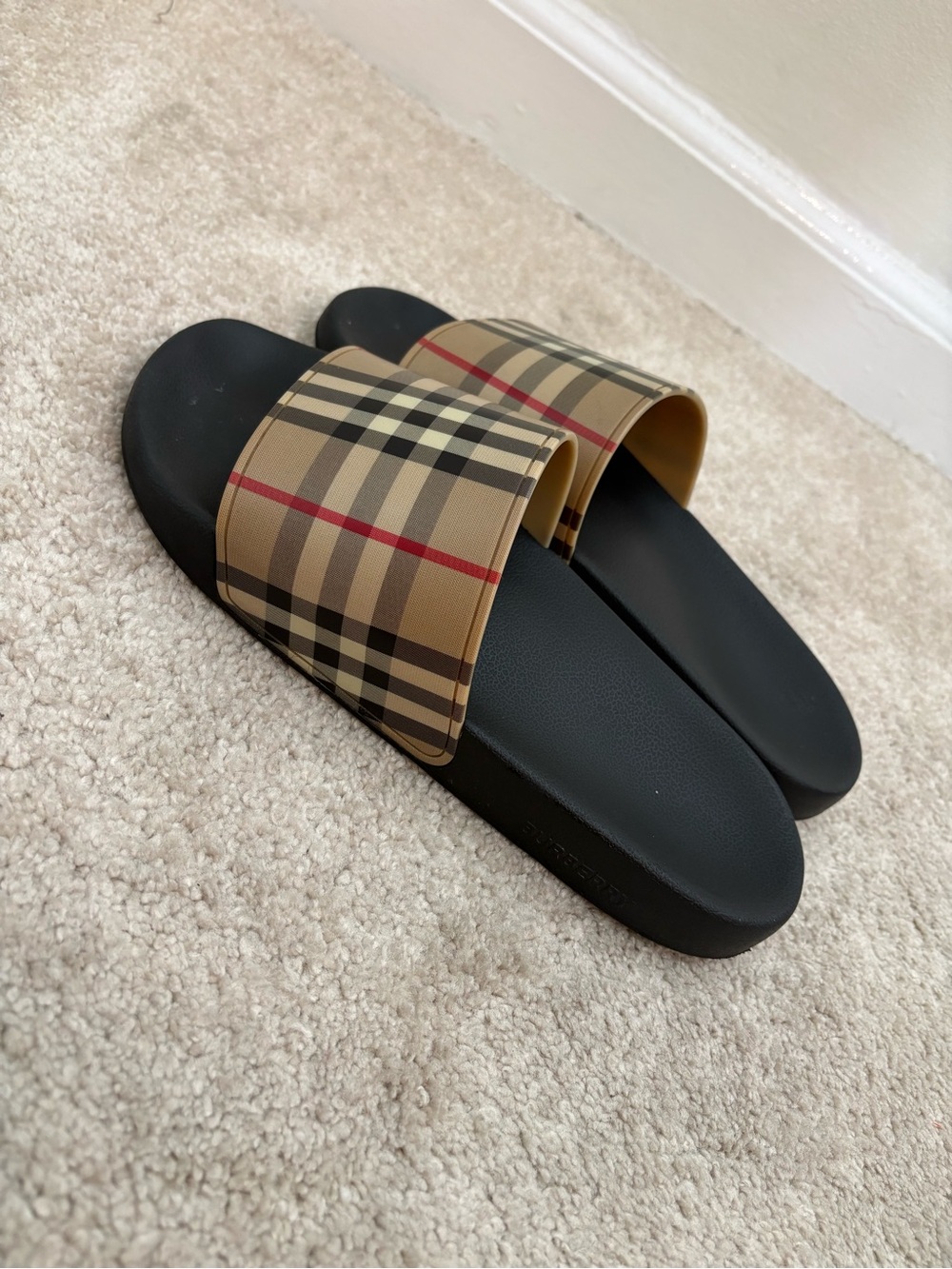 BURBERRY Furley Check Slide Sandals size 41/ (9.5-10)